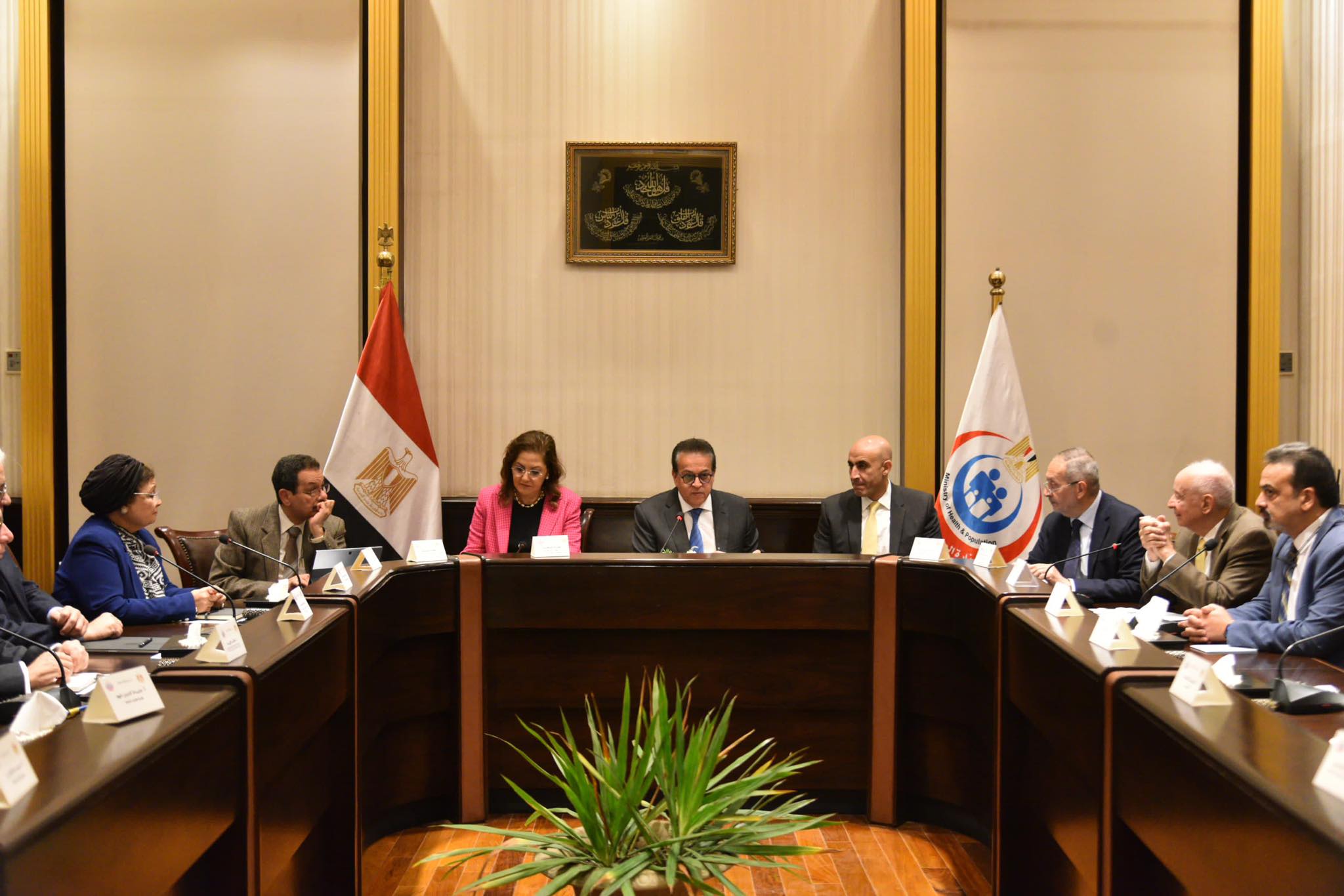 نائب رئيس مجلس الوزراء وزير الصحة يترأس الاجتماع الثالث للجنة الاستشارية العليا للتنمية البشرية بحضور وزير التربية والتعليم